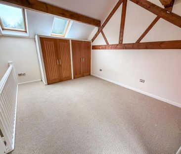 3 bedroom barn conversion to rent - Photo 6