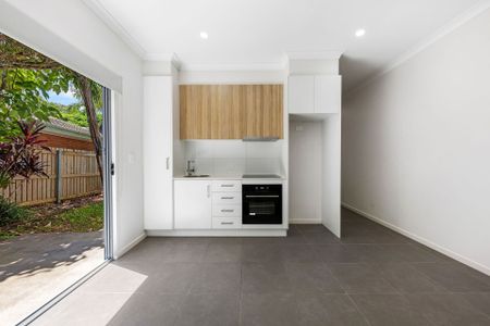 Modern Duplex on Buderim - Photo 3