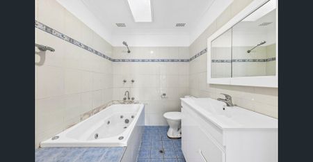 Spacious, freshly renovated family home - Photo 5