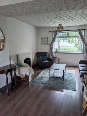 3 Bed Terraced House, Portal Crescent, AB24 - Photo 2
