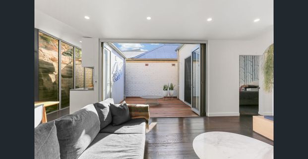 Elegant 3-Bedroom Home in Peaceful Lilyfield Pocket - Photo 1