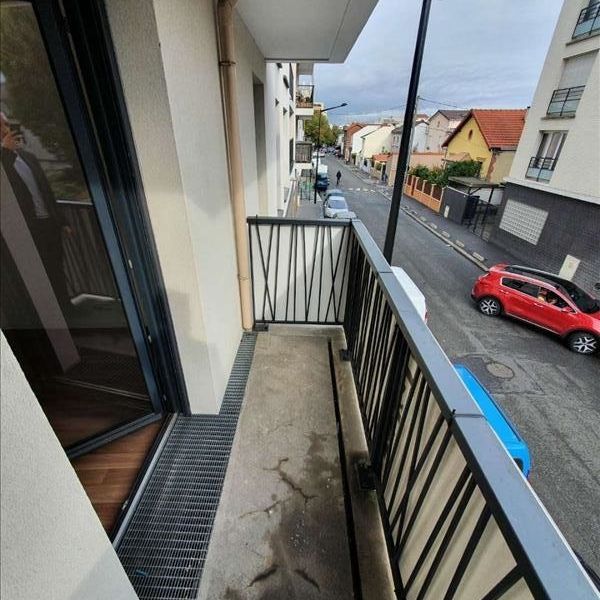 5 pièces - 95,07 m² - 1er étage - Colocation autorisée - Photo 1