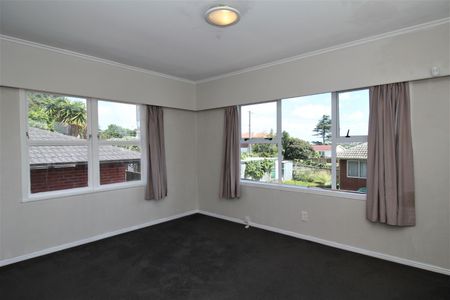 37 Lynmore Drive, Manurewa, Auckland - Photo 4