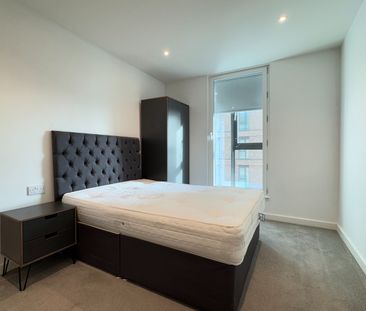 2 Bed Flat, Wharf End, M17 - Photo 5