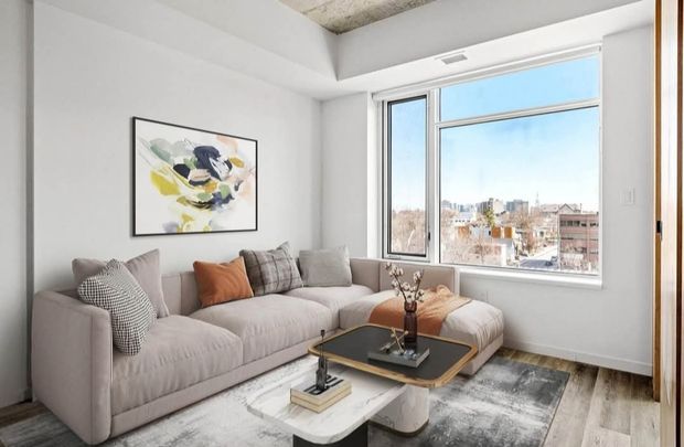 18 Hamilton N Ottawa Canada - Photo 1