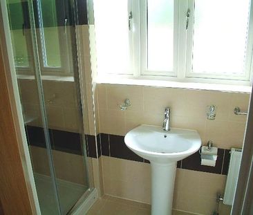 Studio to rent - Photo 6