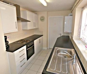 2 bedroom house to rent Burnham Street, Stoke-on-Trent, ST4 - Photo 1