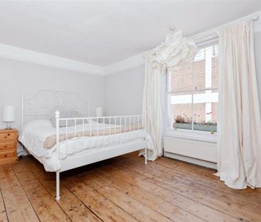 4 bedroom terraced house to rent - Photo 4