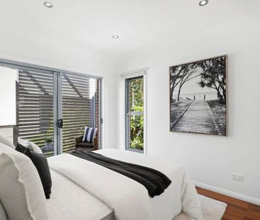 Rear Townhouse With 106sqm Of Alfresco Living Space In A Boutique C... - Photo 4