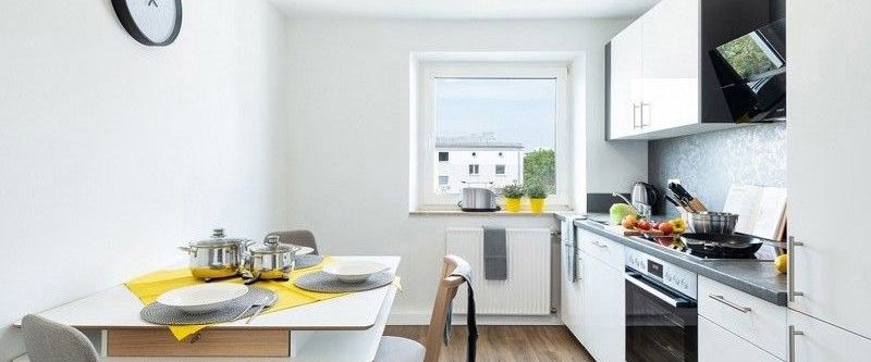 Schnuckelige 2-Zimmer-Wohnung mit Balkon im Erdgeschoss! - Foto 1