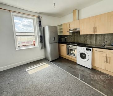 2 bedroom apartment to rent High Street, Cheltenham, GL50 - Photo 3