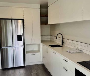 Renovated Cottage - Photo 1