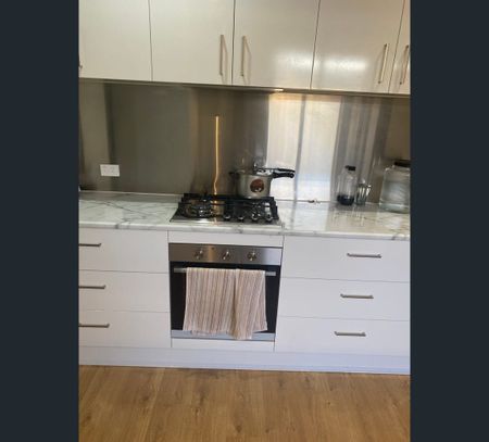 11 Lincoln Cres, Pooraka, SA 5095 - Photo 3