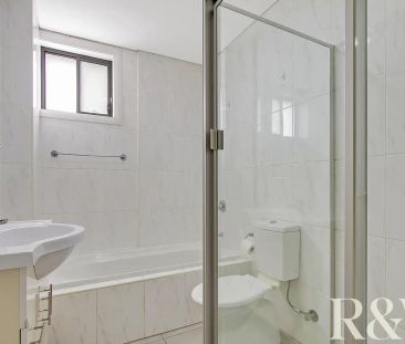 “MODERN LIVING” - Photo 5