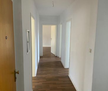 Familienfreundliche 4-Zimmer-Wohnung mit Balkon in Menden - Foto 2