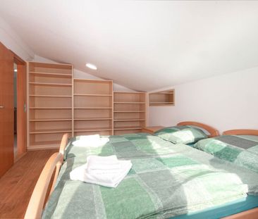 All Inclusive Family Home close to VIC - Photo 5