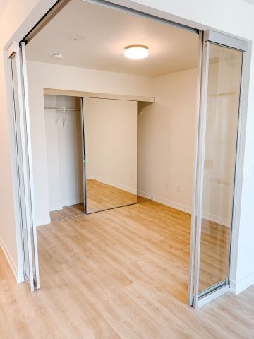 For Lease - 2300 St. Clair Avenue Unit# 214, Toronto, Ontario - Photo 2