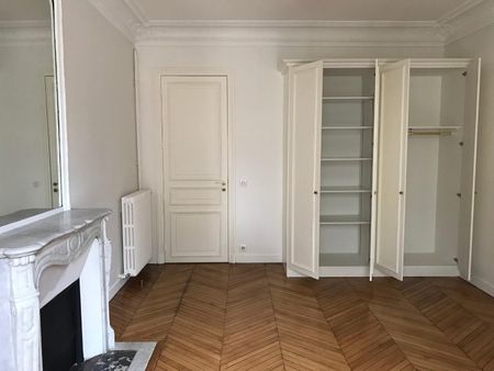 location Appartement T6 DE 207.3m² À PARIS - Photo 4