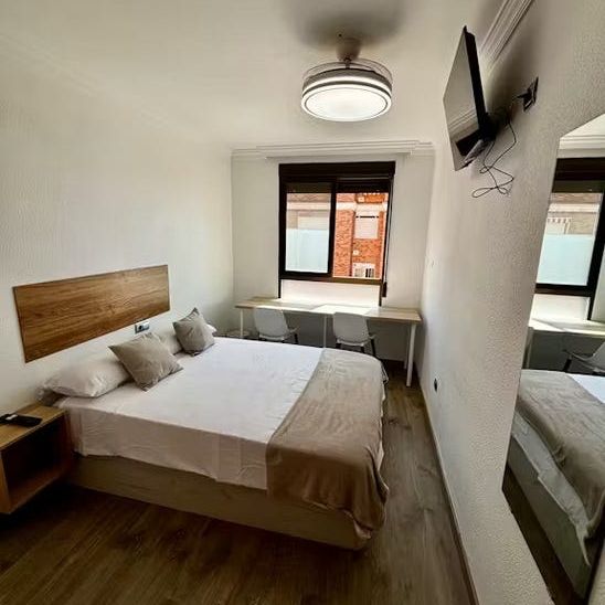 Carrer de les Roses, Manises, Valencian Community 46940 - Foto 1