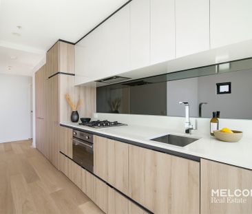 HABITAT - MODERN, BRIGHT AND SPACIOUS - WHITEGOODS ONLY - Photo 2
