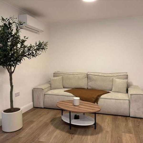 Forge Place, Camden, NW1 - Photo 1