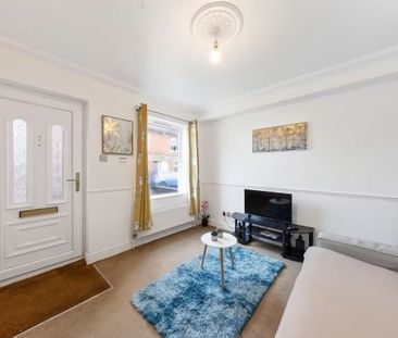 3 Bed Terraced House, Chesterman Street, RG1 - Photo 2