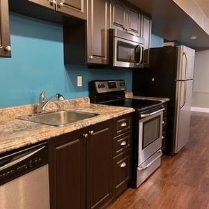 1 Bed 1 Bath Suite! Chilliwack - Photo 2