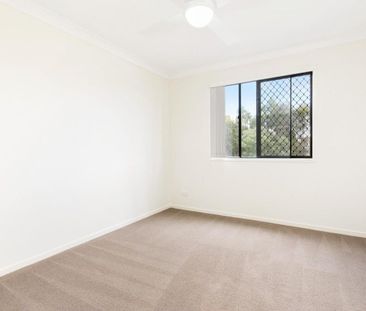 3 Bedroom Townhouse in Prime Location - Photo 5