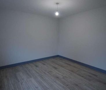 Crowborough Hill, Crowborough, TN6 - Photo 2