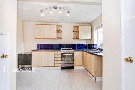 2 bedroom house to rent Witham Close, St. Ives, PE27 - Photo 5