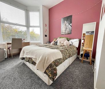 Burley Road, Hyde Park - Photo 5