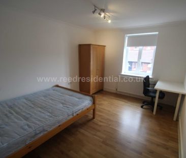 Exeter Road, Birmingham. First Floor four bedroom purpose built flat. - Photo 1