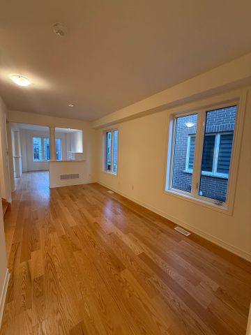 For Lease - 16 Bushwood Trail, Brampton, Ontario - Photo 2