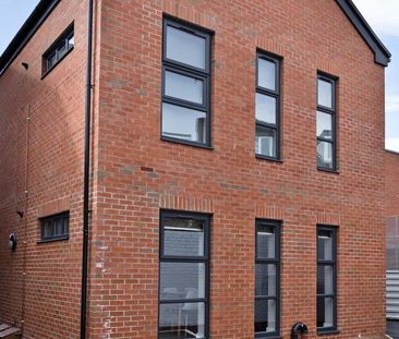 2 bedroom flat to rent - Photo 6