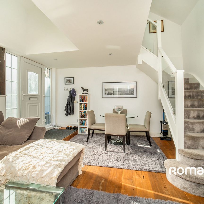 2 bedroom cottage to rent - Photo 1