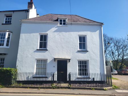 4 bedroom semi-detached house to rent - Photo 2