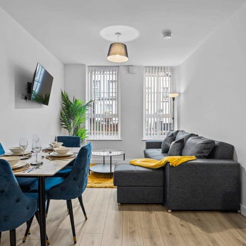 Templemore Avenue - Photo 1