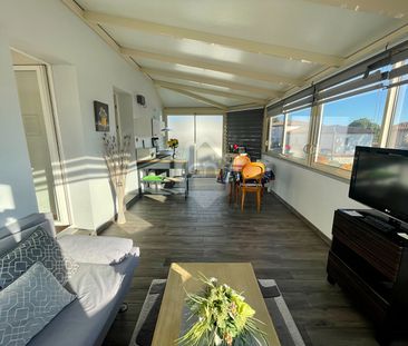 Appartement meublé T2 haut de Villa d'environ 45 m2 à louer à Carry... - Photo 4