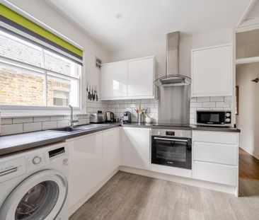 2 bedroom flat to rent - Photo 4