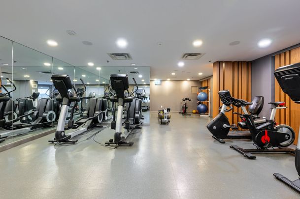 For Lease - 61 Yorkville Avenue Unit# 1011, Toronto, Ontario - Photo 1