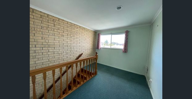 Convenient City Fringe Living - Photo 1