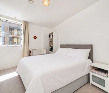 Banister Road, North Kensington, W10, London - Photo 3