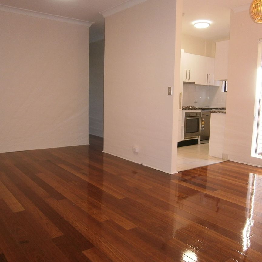 Renovated Two Bedroom Unit + Large Garage - Photo 1