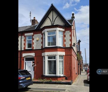 3 bedroom end of terrace house to rent - Photo 2