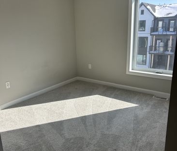 For Lease - 708 Woolwich Street Unit# 406, Guelph, Ontario - Photo 4