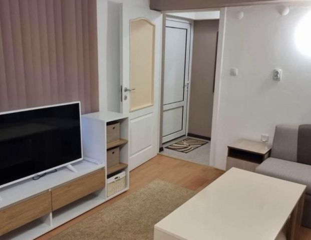 De inchiriat garsoniera Centrul Civic - Fotografie 1