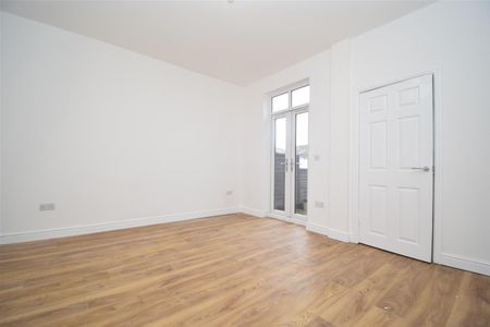 King Street, Normanton - Photo 3