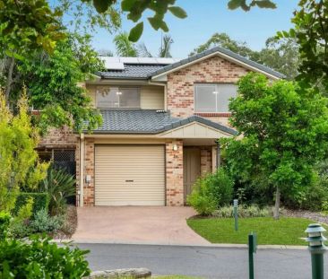 Private Townhouse in Leafy Seventeen Mile Rocks - Photo 3