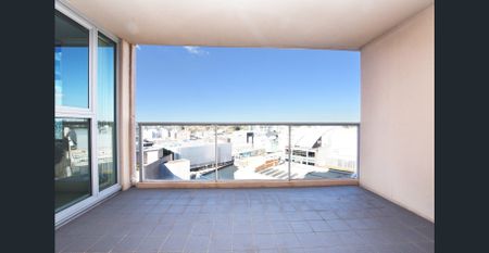 Contemporary sky home with phenomenal panoramic views - Photo 5