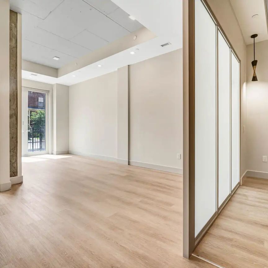 Evo Ottawa at 280 O'Connor — PARKING AVAILABLE FOR $200/MONTH. HEAT, WATER, INTERNET INCLUDED IN THE COST - Photo 1